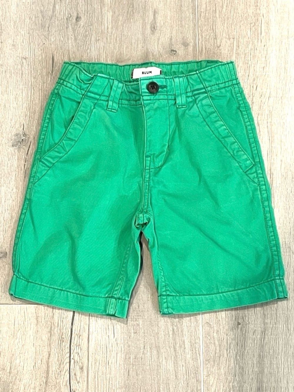 Ruum Vibrant Green Boys Kids Shorts Size 5Y 100% Cotton